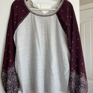 Maurice’s top size 2